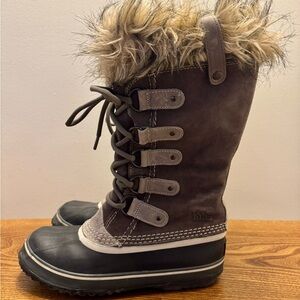Women’s Joan of Arctic Sorel winter boots size 7.5
